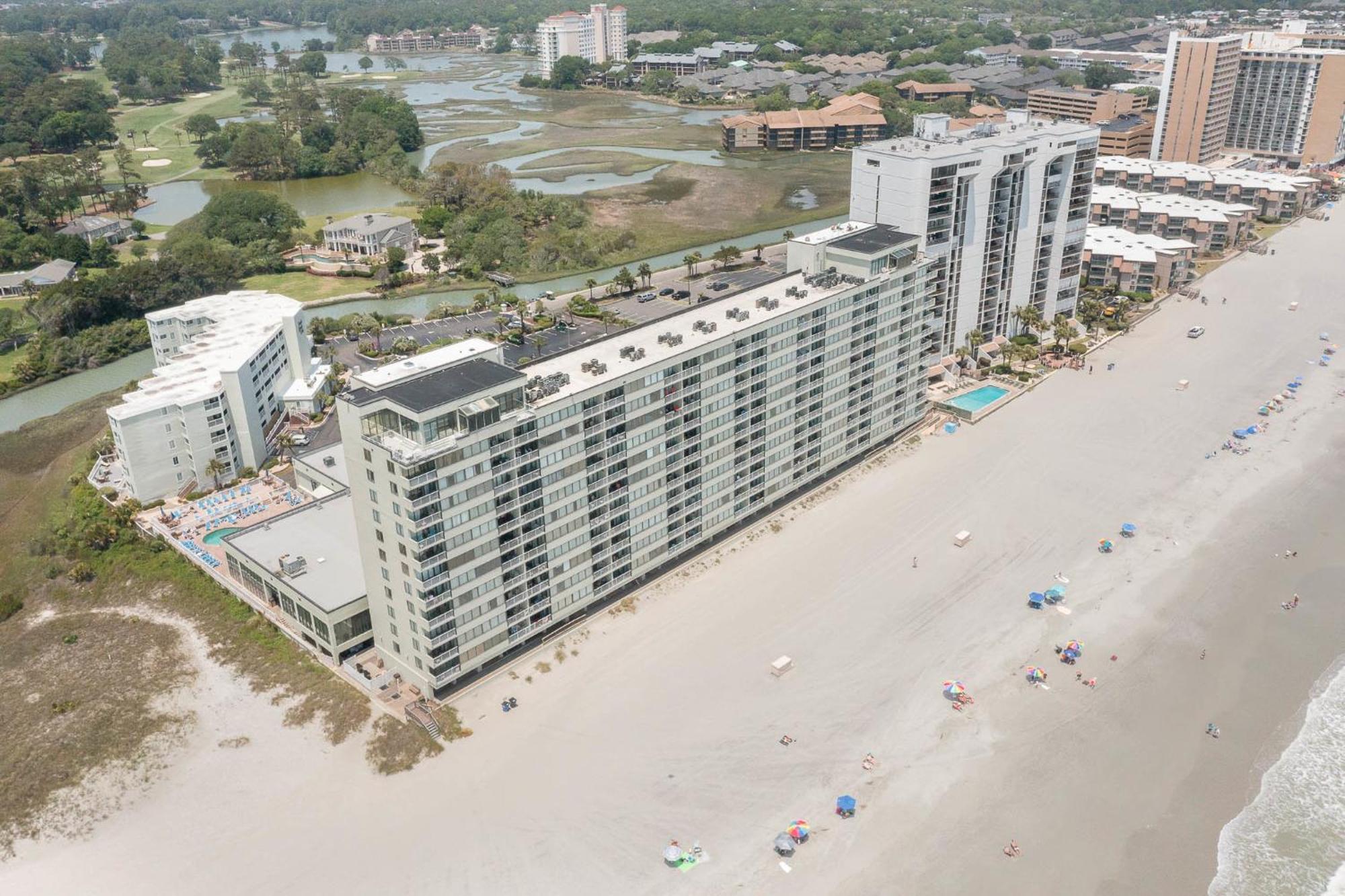 Sands Beach Club Briarcliffe Acres Exterior photo